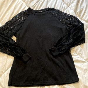 Miholl size M black top
